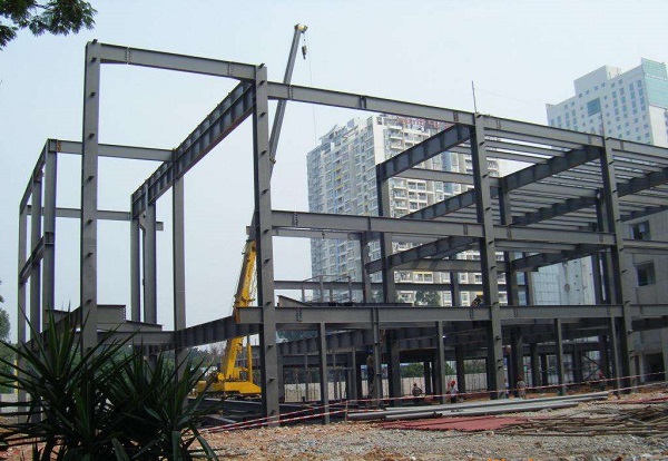 冬天鋼結構廠房的施工，需要注意這幾項