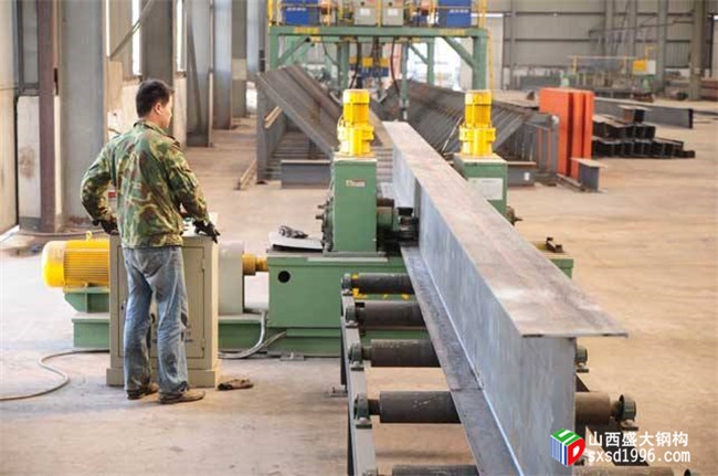 太原鋼結構公司：怎樣糾正鋼結構加工變形